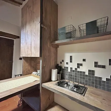 Lägenhetshotell Podere Pietraluna 4*