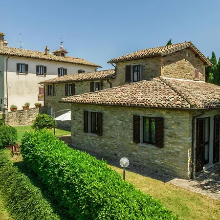 Lägenhetshotell Podere Pietraluna Città di Castello