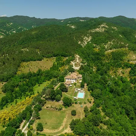 Podere Pietraluna Apartahotel