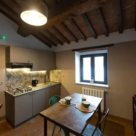 Podere Pietraluna 4*