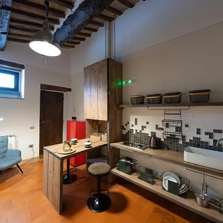 Podere Pietraluna Apartahotel 4*