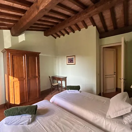Podere Pietraluna 4*