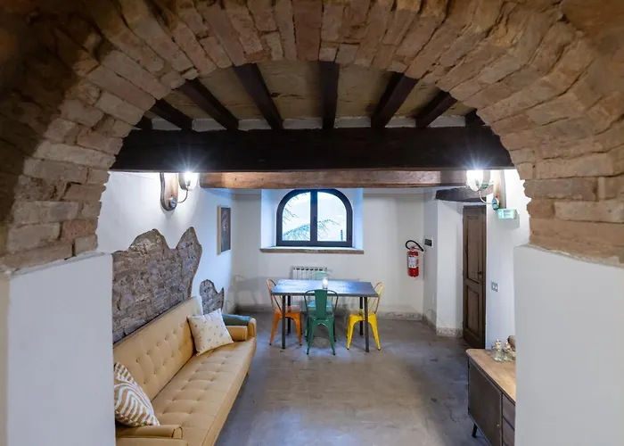 Podere Pietraluna Alloggio per agriturismo *