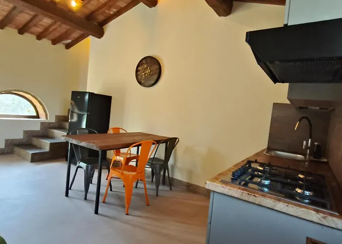 Podere Pietraluna Alloggio per agriturismo *