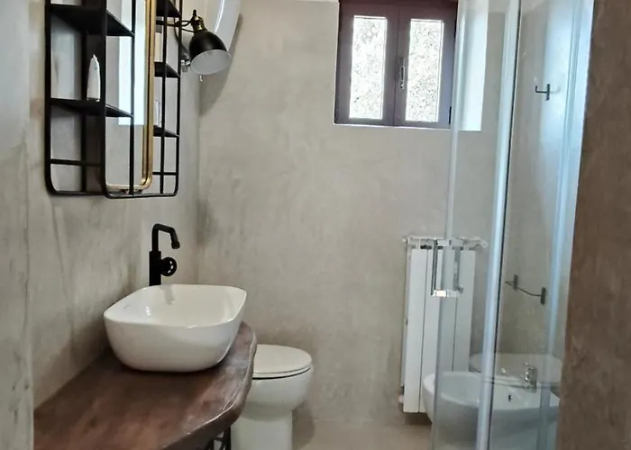 Podere Pietraluna Alloggio per agriturismo Città di Castello